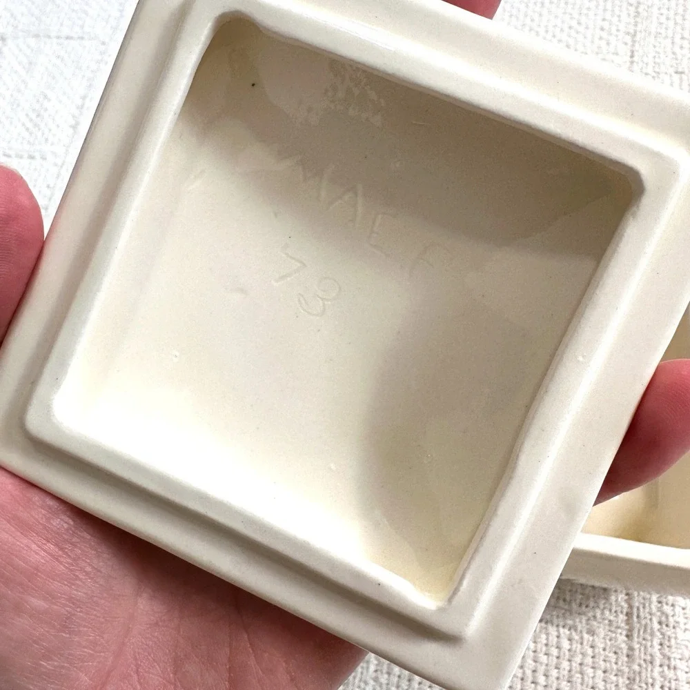 VTG 70s Ceramic Trinket Box Hand Painted Floral Jewelry Dish Signed 1973 Cottage